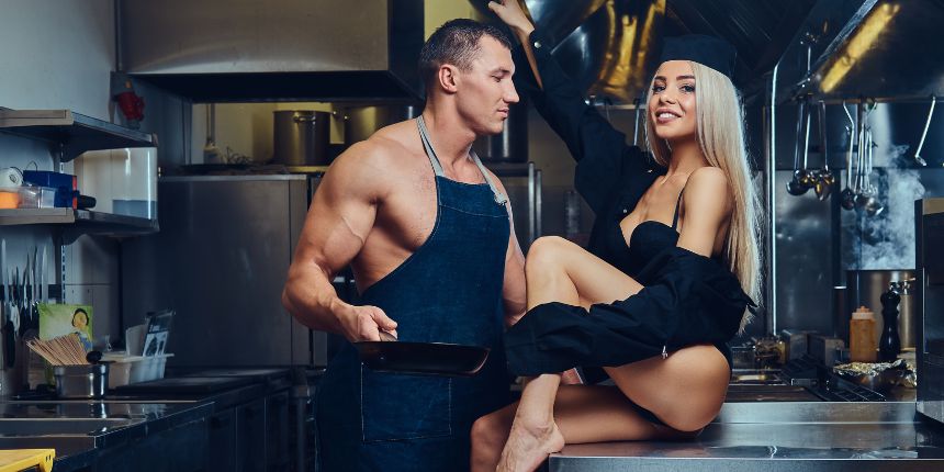 De ultieme gids voor seksuele rollenspellen (en waarom iedereen eraan doet) - lovesexshop.be sexshop