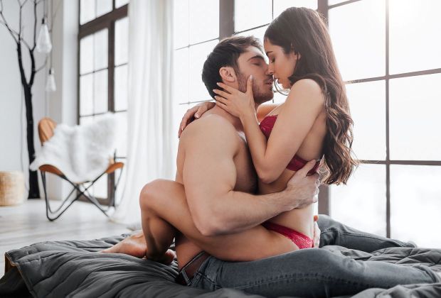 10 kamasutra-houdingen die elk koppel moet ontdekken